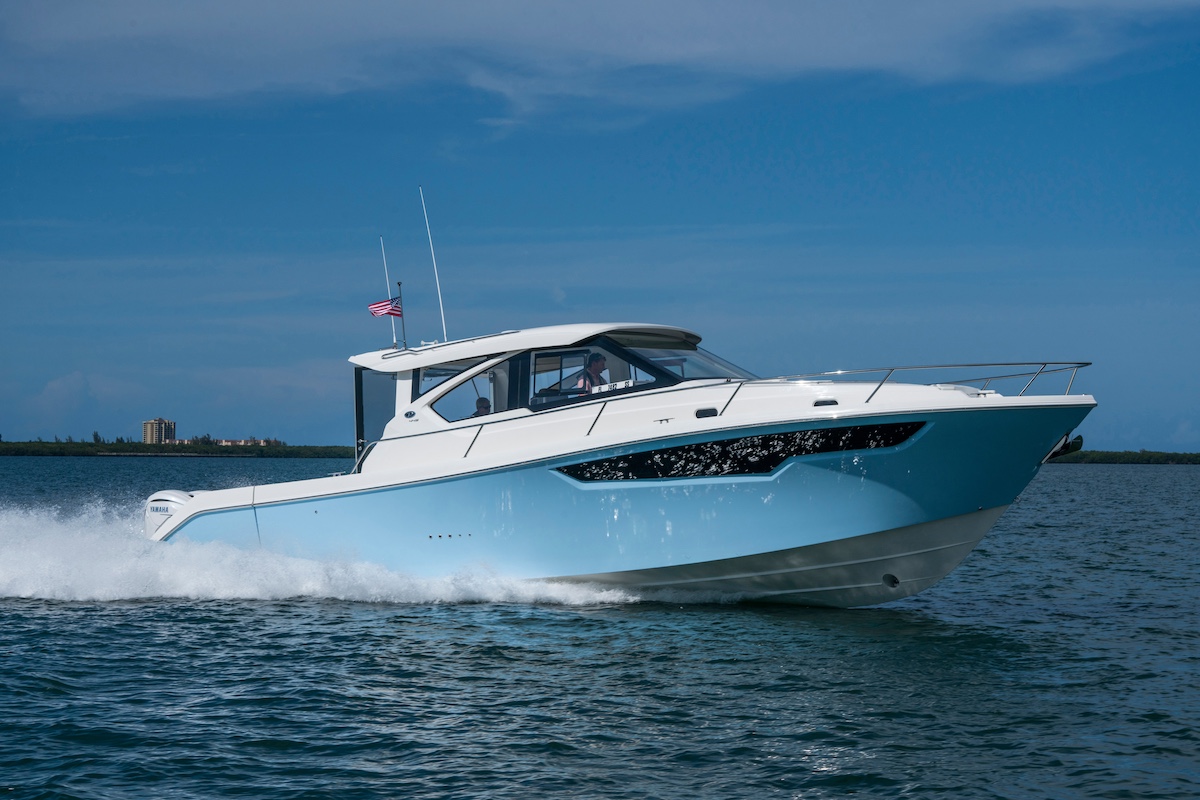 Pursuit OS445